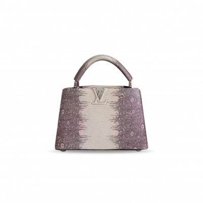 LOUIS VUITTON CAPUCINES BB M98177 (27*17.3*9cm)